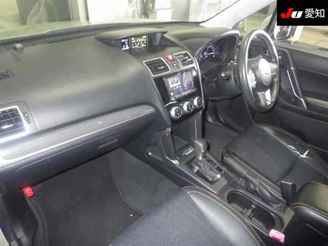 SUBARU FORESTER 2015