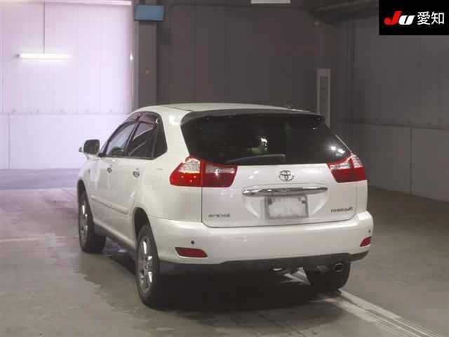 TOYOTA HARRIER 2009