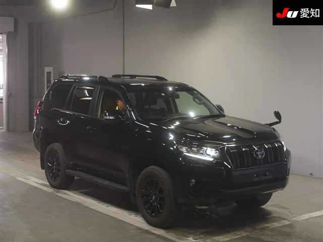 TOYOTA LAND CRUISER PRADO 2022