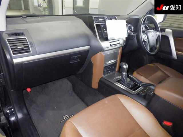 TOYOTA LAND CRUISER PRADO 2022