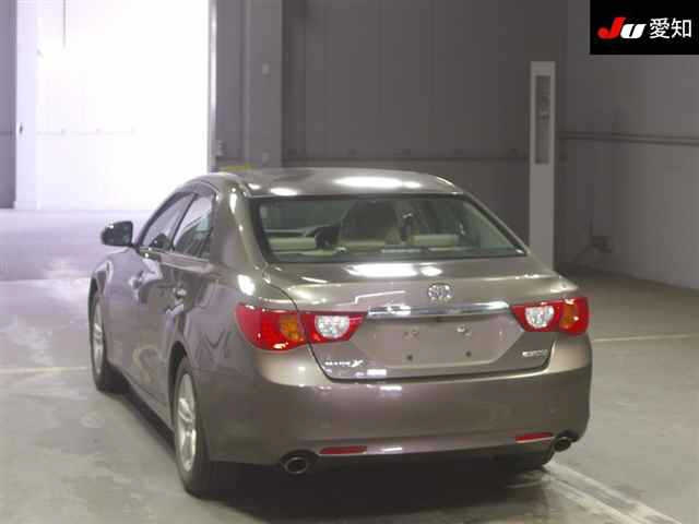 TOYOTA MARK X 2011