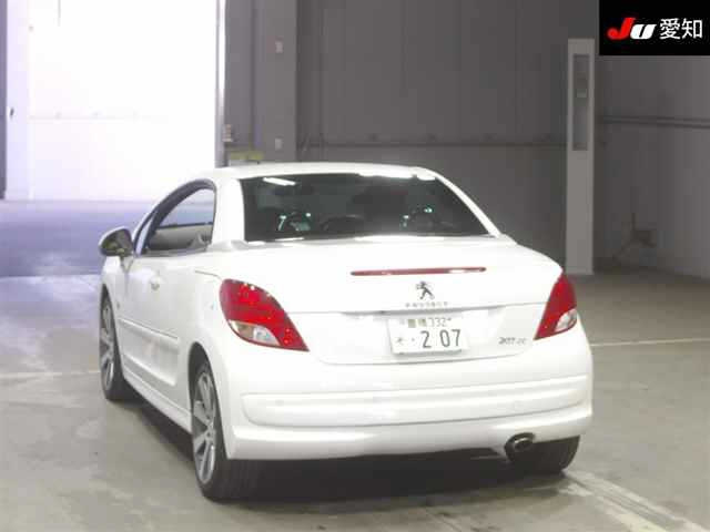 PEUGEOT 207 2012