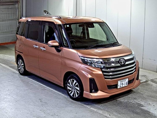 TOYOTA ROOMY 2021