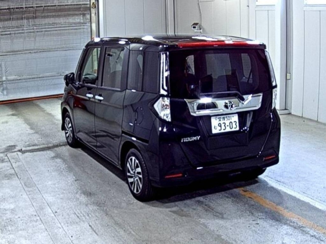 TOYOTA ROOMY 2024