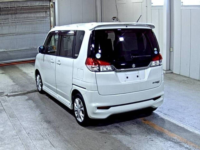 SUZUKI SOLIO 2012