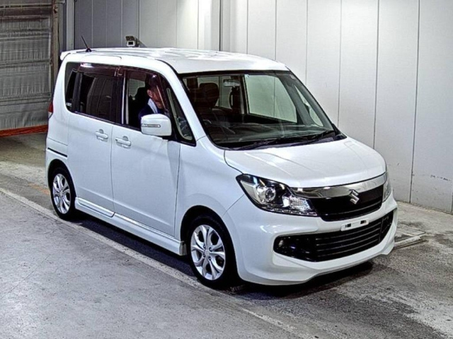 SUZUKI SOLIO 2012