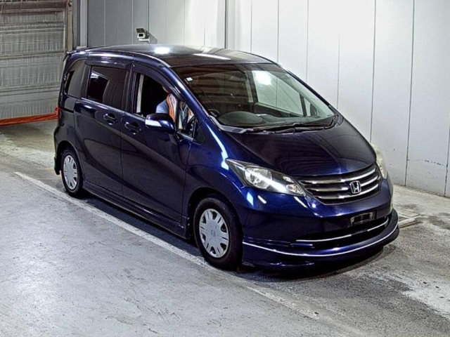 HONDA FREED 2009