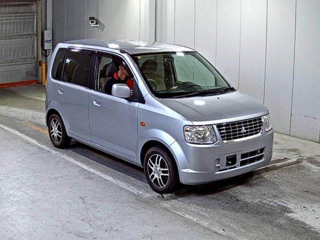 MITSUBISHI EK WAGON 2010
