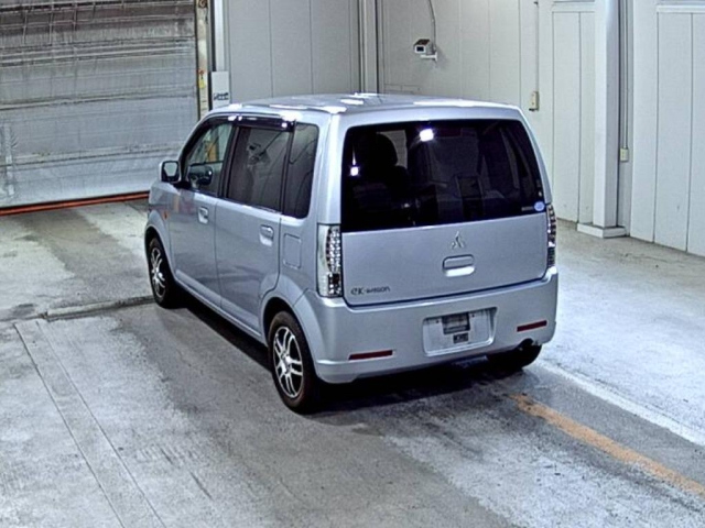 MITSUBISHI EK WAGON 2010