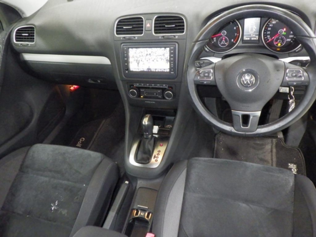 VOLKSWAGEN GOLF 2012
