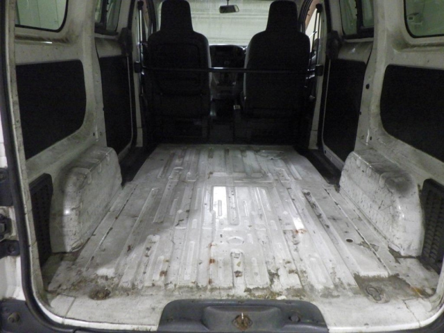 NISSAN NV200 2013