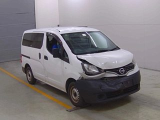 NISSAN NV200 2020