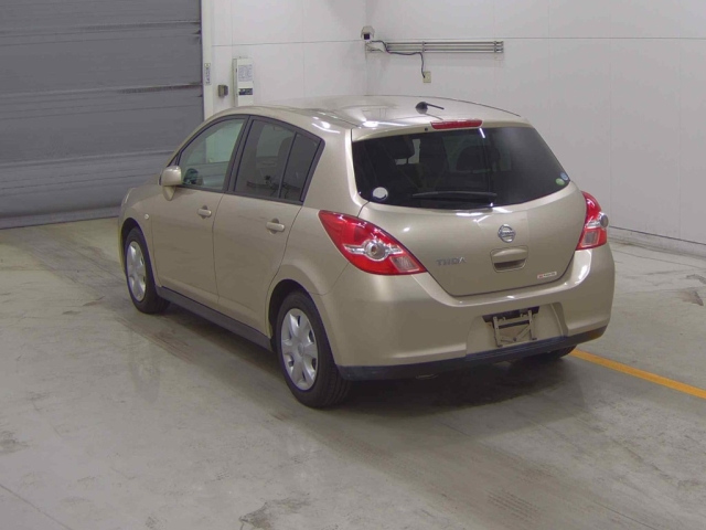NISSAN TIIDA 2008