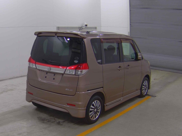 SUZUKI SOLIO 2011