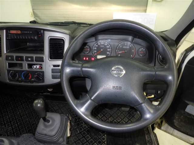 NISSAN CARAVAN VAN 2011