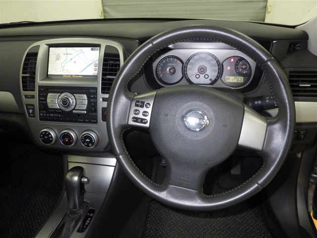 NISSAN SYLPHY 2008
