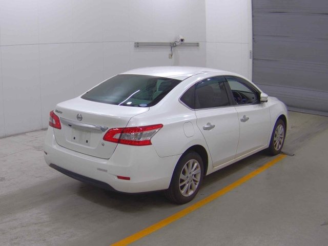 NISSAN SYLPHY 2016