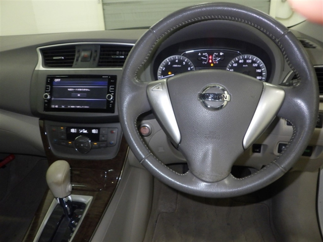 NISSAN SYLPHY 2016