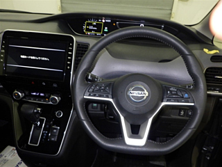 NISSAN SERENA 2019