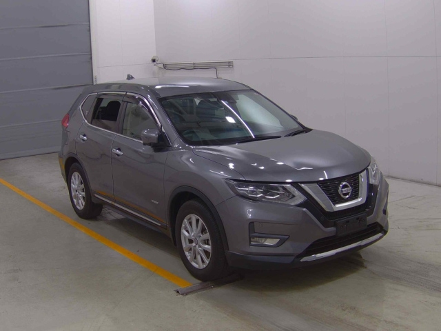 NISSAN X-TRAIL 2019