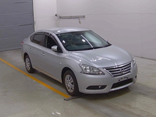 NISSAN SYLPHY 2019