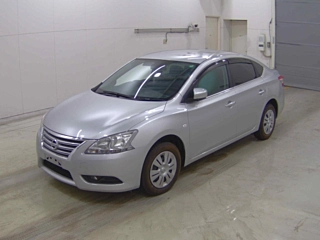 NISSAN SYLPHY 2019