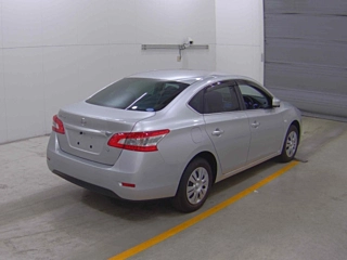 NISSAN SYLPHY 2019