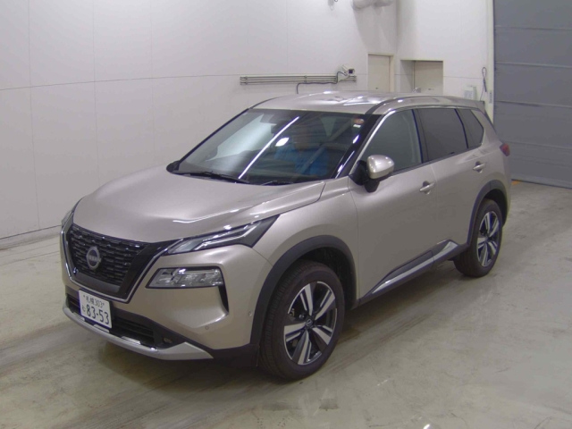 NISSAN X-TRAIL 2025