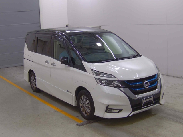 NISSAN SERENA 2018