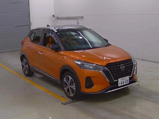 NISSAN KIX 2021