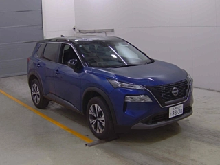 NISSAN X-TRAIL 2025