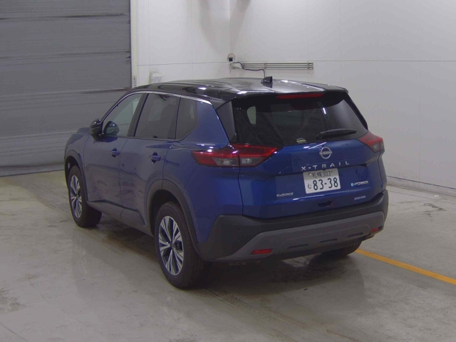 NISSAN X-TRAIL 2025
