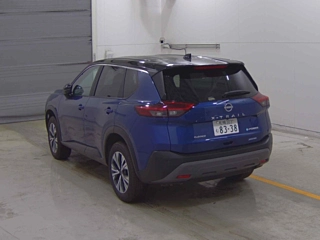 NISSAN X-TRAIL 2025