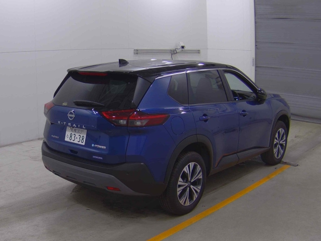 NISSAN X-TRAIL 2025