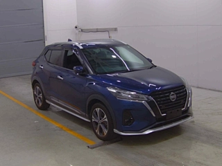 NISSAN KIX 2020