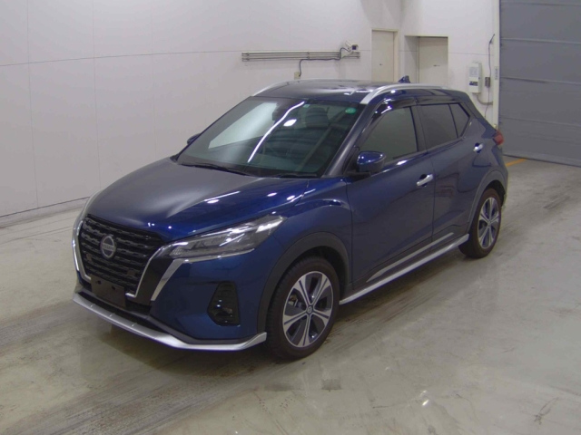 NISSAN KIX 2020