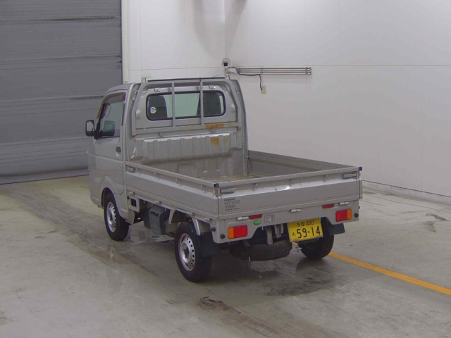 NISSAN CLIPPER TRUCK 2018