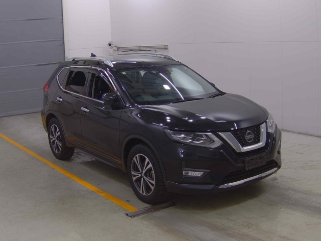 NISSAN X-TRAIL 2020