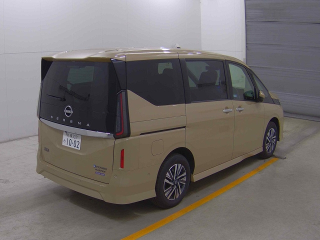 NISSAN SERENA 2025