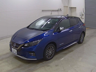 NISSAN LEAF 2024