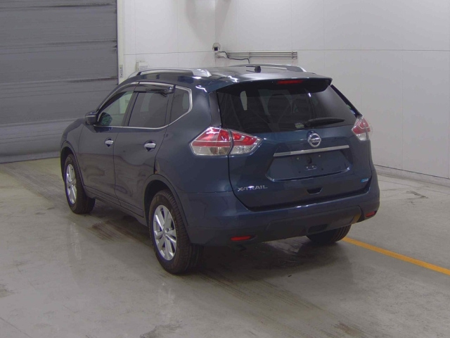 NISSAN X-TRAIL 2016
