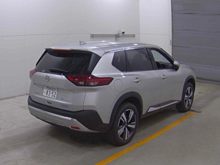 NISSAN X-TRAIL 2025