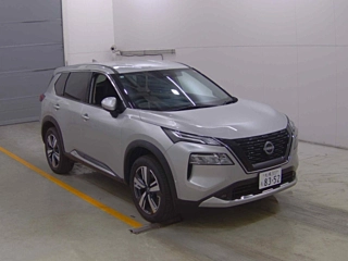 NISSAN X-TRAIL 2025