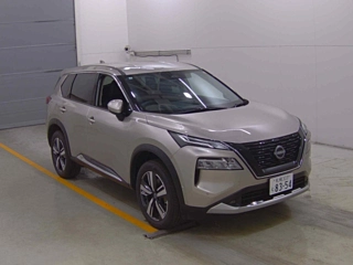 NISSAN X-TRAIL 2025
