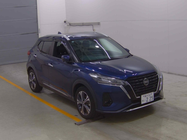 NISSAN KIX 2021
