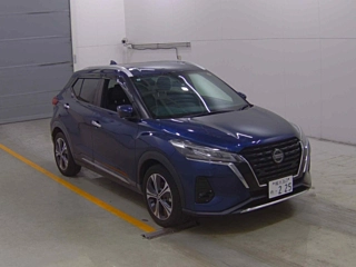 NISSAN KIX 2021