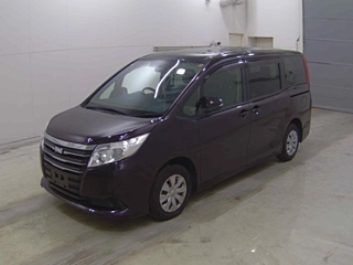 TOYOTA NOAH 2016