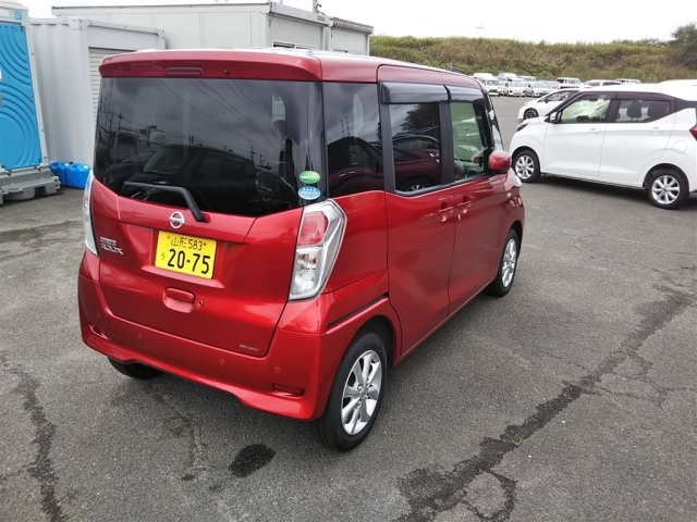 NISSAN DAYZ ROOX 2019