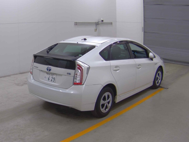 TOYOTA PRIUS 2013