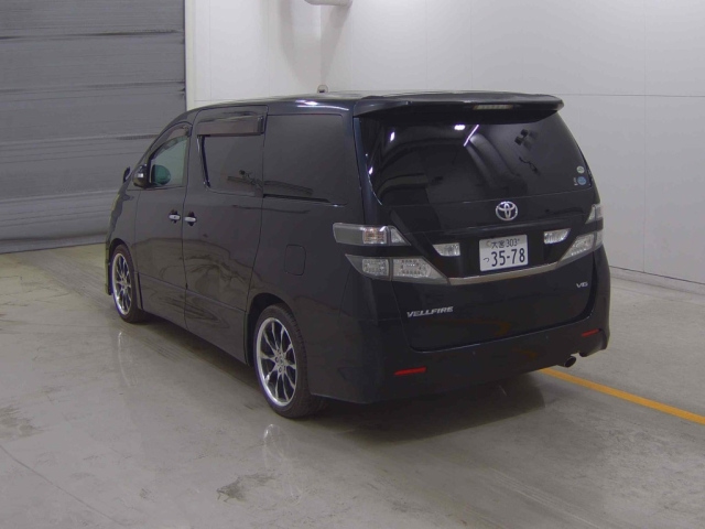 TOYOTA VELLFIRE 2009